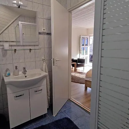 Apartment Szecsenyi *