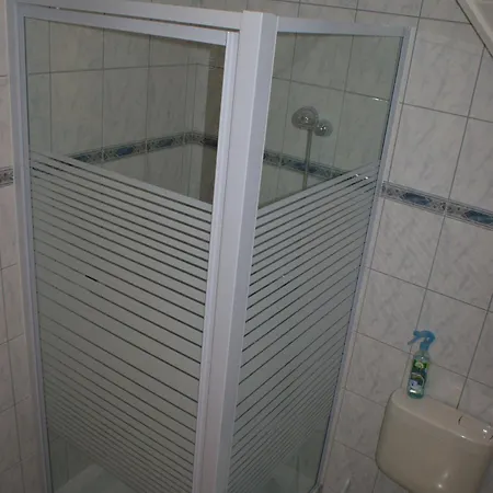 Apartment Szecsenyi *